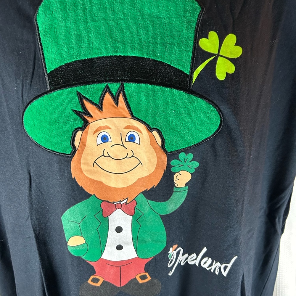 Irish memories, black short sleeve with leprechaun on the front - Picture 3 of 7